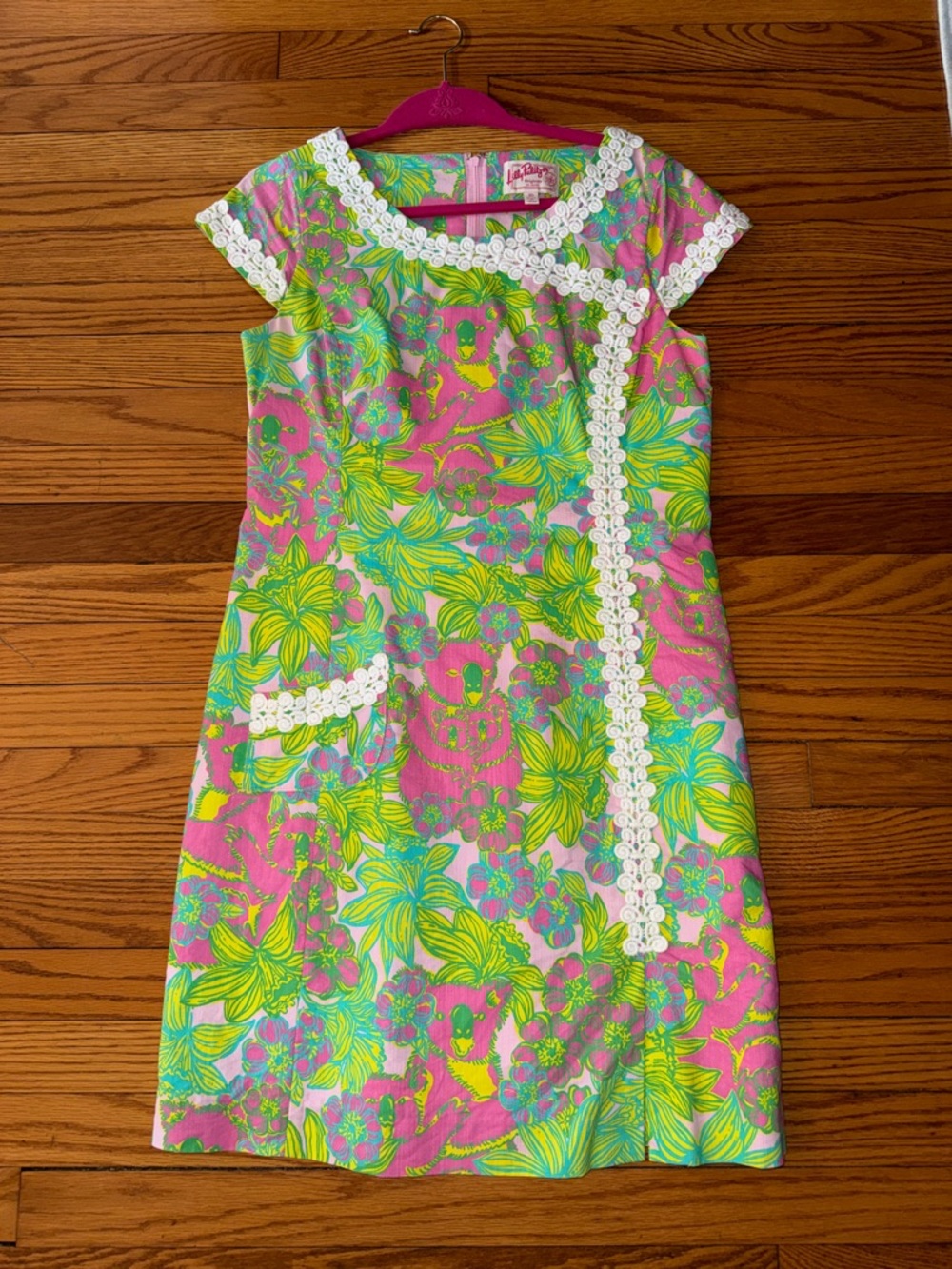 Lilly Pulitzer Pink and Green Shift Dress in Big Squeeze Koala Print, size 10